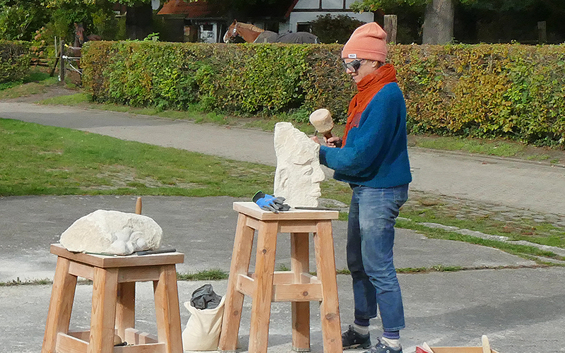 Uwe Thiem Bildhauerkurs2 Der Künstler Uwe Thiem
