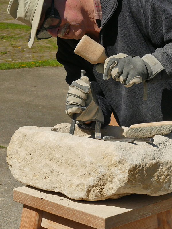 Uwe Thiem Bildhauerkurs5 Der Künstler Uwe Thiem